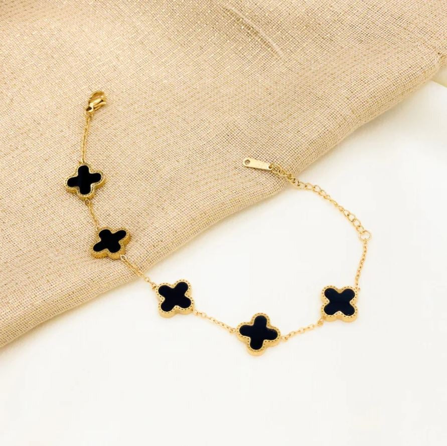 Clover Charm Bracelet (Black)