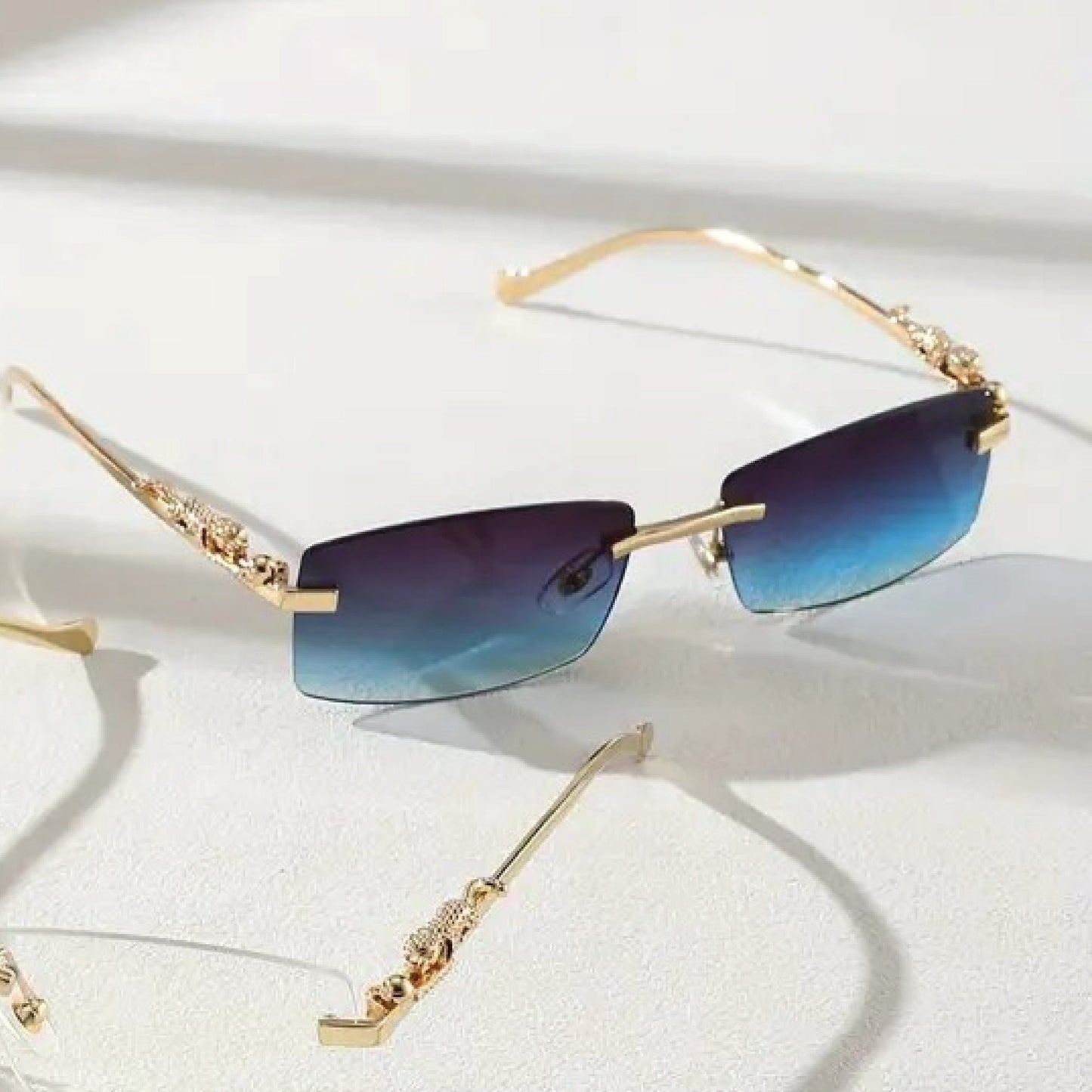 Pairs of Stylish Square Glasses for Men Suitable for Everyday Wear