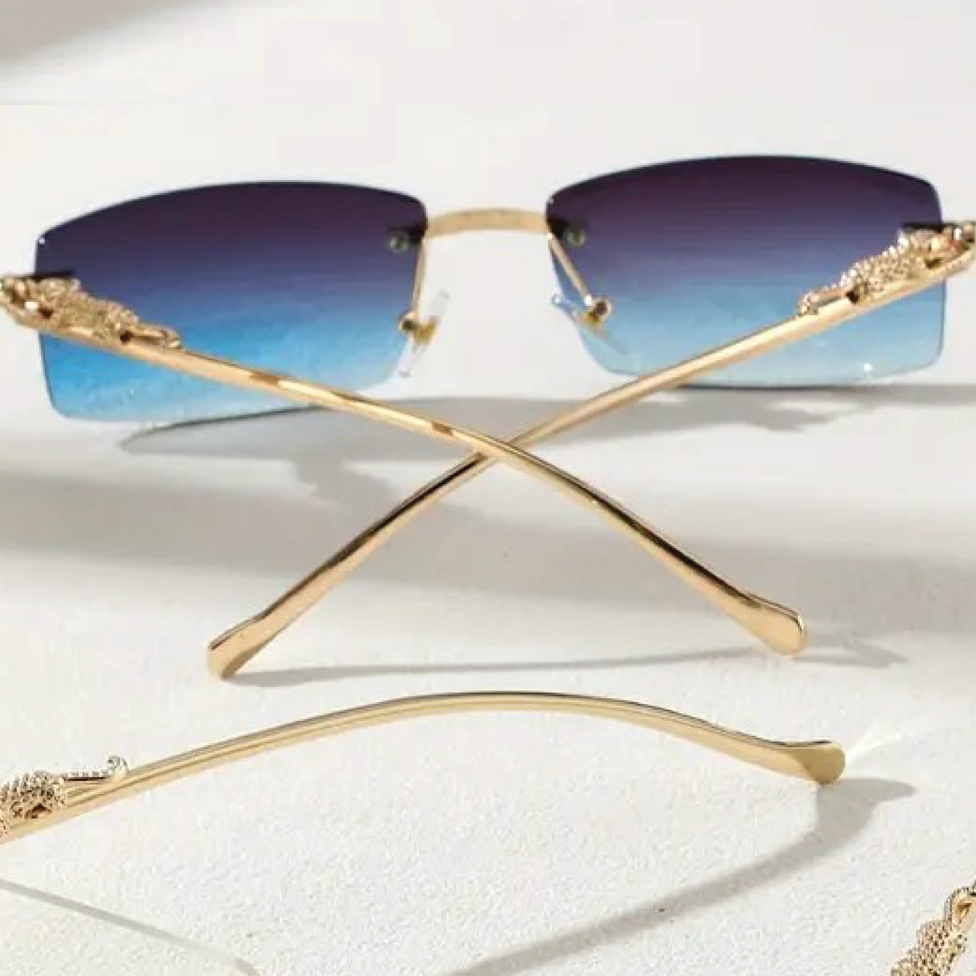 Pairs of Stylish Square Glasses for Men Suitable for Everyday Wear