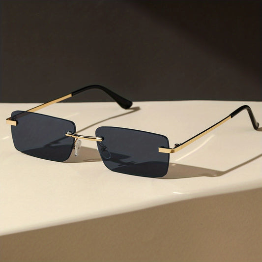 Pilot Style Glasses - Metal Frame, Dark Lenses