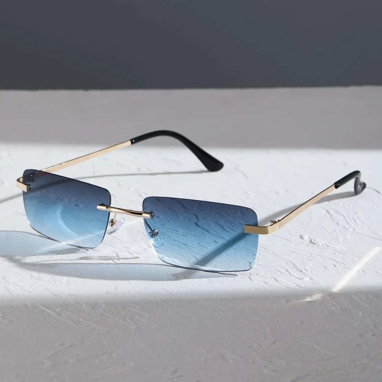 Pilot Style Glasses - Metal Frame, Dark Lenses