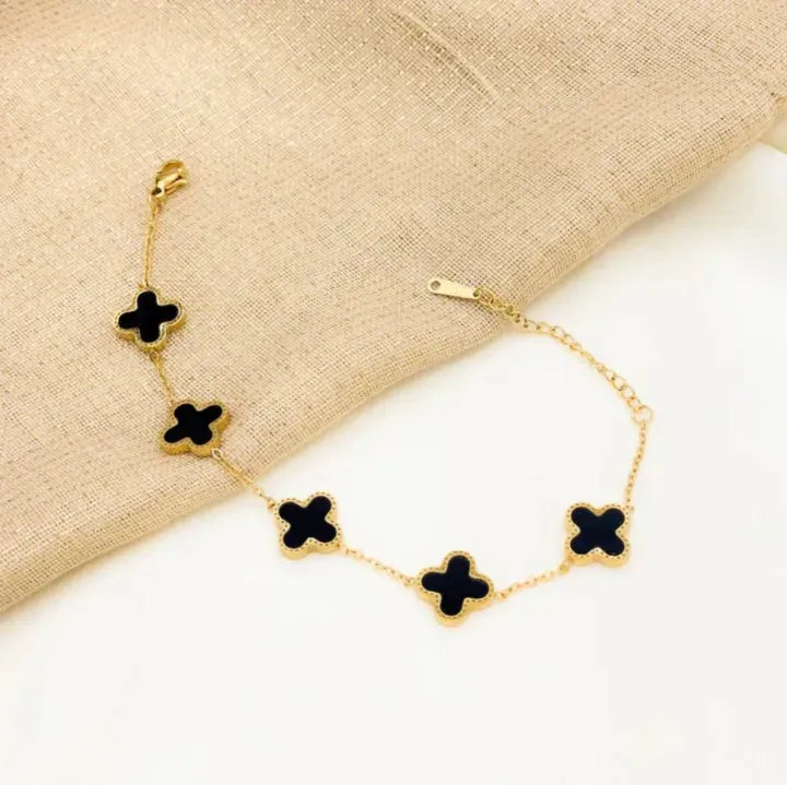 Clover Charm Bracelet (Black)